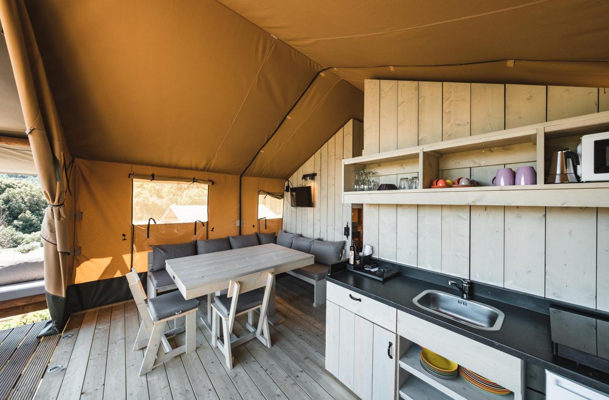 Glamping Le Tegole Hotel Riparbella Bagian luar foto