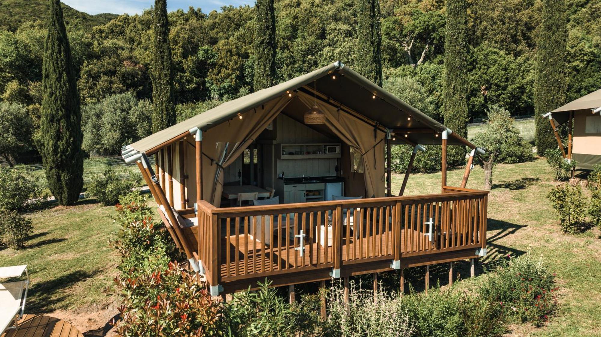 Glamping Le Tegole Hotel Riparbella Bagian luar foto